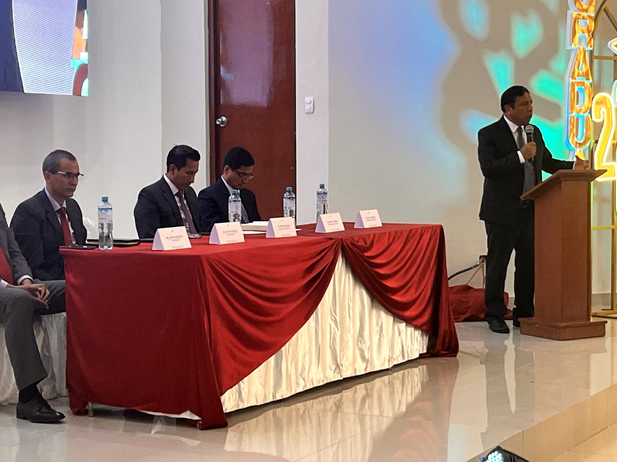 𝐆𝐑𝐀𝐃𝐔𝐀𝐂𝐈Ó𝐍 𝐃𝐄 𝐀𝐍𝐂𝐈𝐀𝐍𝐎𝐒 𝐘 𝐃𝐈𝐑𝐄𝐂𝐓𝐎𝐑𝐄𝐒 𝐃𝐄 𝐆𝐑𝐔𝐏𝐎 𝐎𝐑𝐆𝐀𝐍𝐈𝐙𝐀𝐃𝐎-𝟐𝟎𝟐𝟑
✨️Acompañados de Secretario Ministerial de la UPN, <a href="/PrEdisonchoque/">Edison Choque</a>:
💬"No vuelvan a su iglesia💒 una iglesia estéril. Trabajen y sigan dando frutos❤️‍🔥" 
#Ancianato