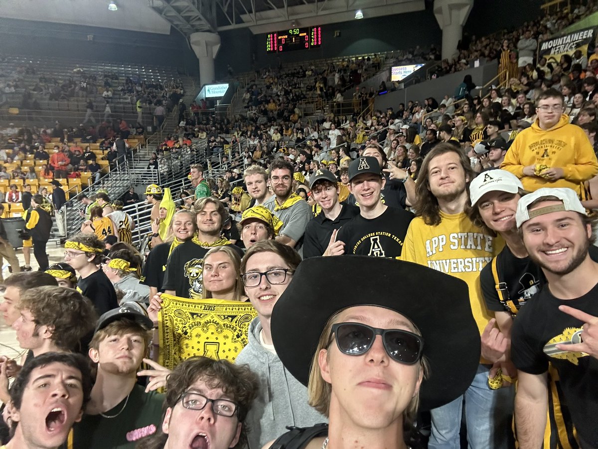 Nomads Ultimate tweet media