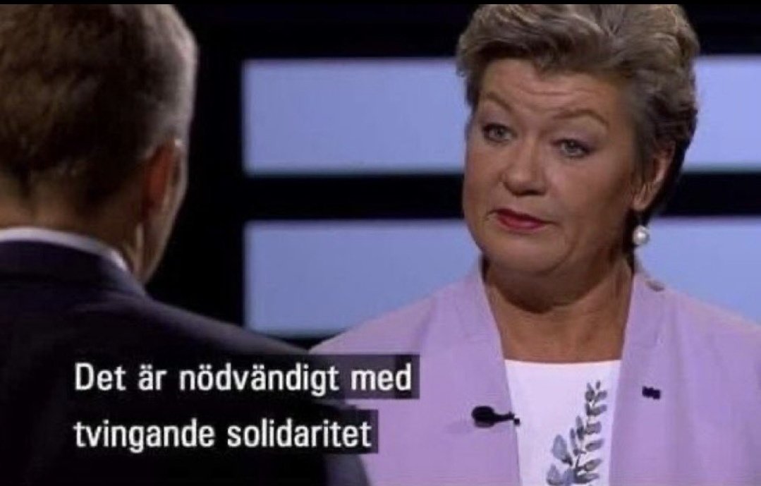DrTallinger's tweet photo. Solidaritet är något fint eftersom det är en mänsklig empatisk instinkt. 
(S) har förvrängt något vackert &amp; mänskligt till tvång.
Detta sammanfattar varför (S) ideologi är död.
Tvingande empati är själslig död.
En stövel som för evigt trampar oss i ansiktet. https://t.co/wuX99ozY50