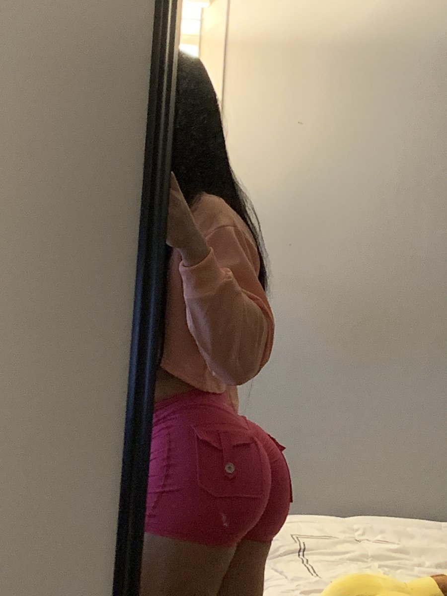 FemboyPew's tweet photo. need a spot for the gym any volunteers :3 https://t.co/aFPQ5R1UQN