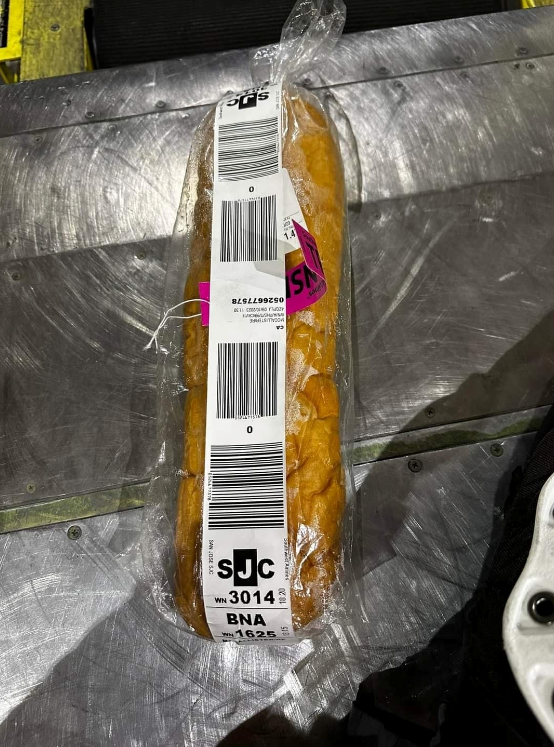 SouthwestAir's tweet photo. Alright we get that two bags fly free (weight and size limits apply) but like, some of y'all have some explaining to do. https://t.co/l9fPovHAyH