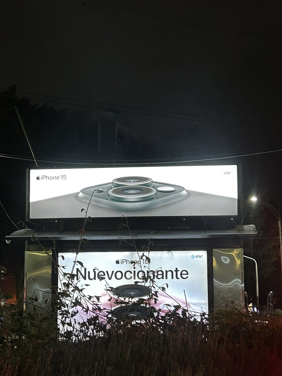 alesH95's tweet photo. Apple a equipo creativo:
Si, queremos decir que es nuevo y súper emocionante. ¿Tienen alguna idea?

No se diga más https://t.co/dS7J1E7vOI