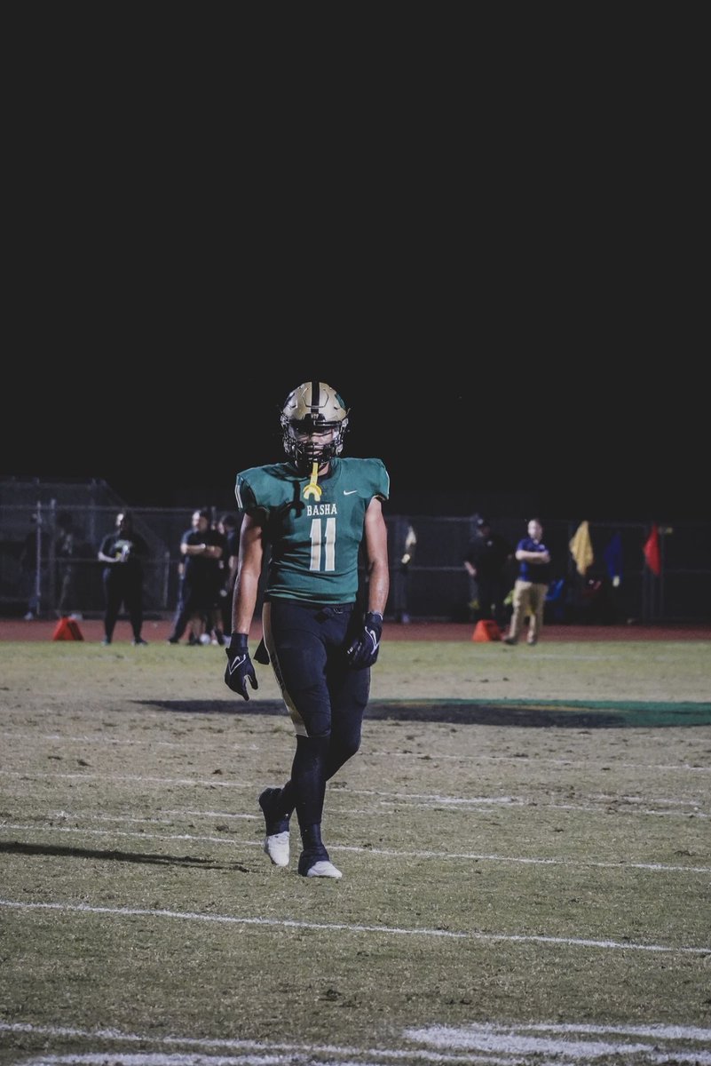 Javery Mayberry (@javerymayberry) on Twitter photo Senior season highlights🔋:
hudl.com/v/2MdzVE
31 Rec
535 Rec yrds
17.2 avg
6 Tds
3.1 gpa
Early grad (12/23)
Blessed to be apart of this team and community,Thank you <a href="/bashagridiron/">Basha Gridiron</a> Senior season highlights🔋:
hudl.com/v/2MdzVE
31 Rec
535 Rec yrds
17.2 avg
6 Tds
3.1 gpa
Early grad (12/23)
Blessed to be apart of this team and community,Thank you <a href="/bashagridiron/">Basha Gridiron</a>