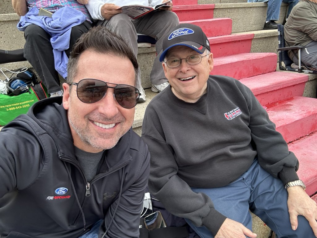 We’re here for another one! This year marks 10 in a row since I’ve been coming back! Looking forward to a good race today <a href="/FiveFlagsSpeed/">Five Flags Speedway</a> #snowballderby