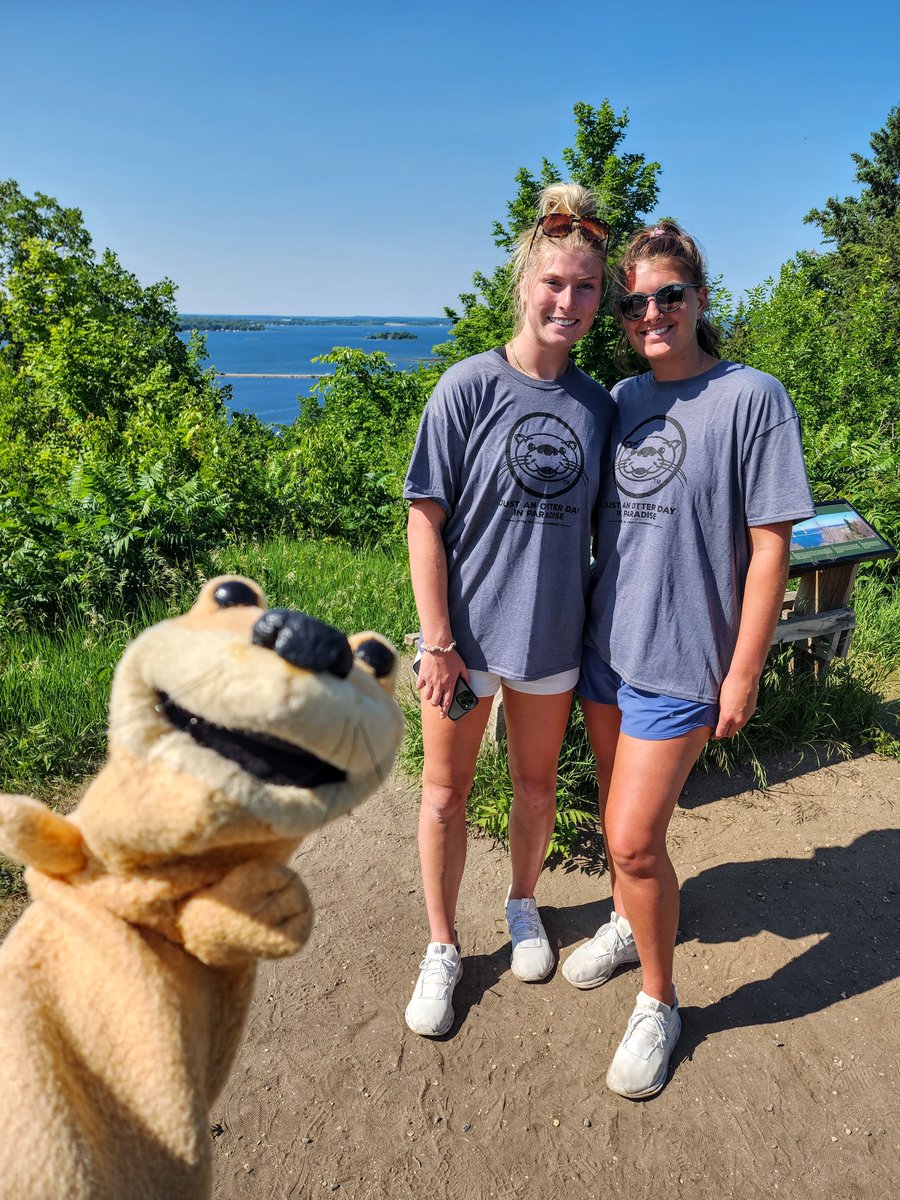 This is a @LaurenCrowl1 & @melshaffmaster & @GopherVBall appreciation post. Thanks for giving us so many reasons to cheer this year. Making the NCAA's is no small feat. U should come back this offseason to enjoy #lakelife in the winter. We are proud sponsors of @GopherSports
