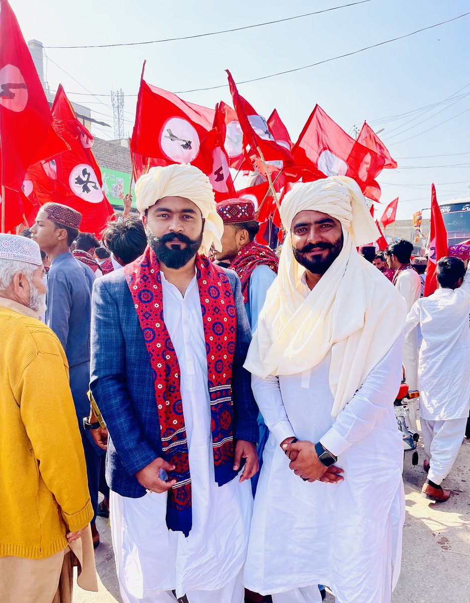 Sarfrazchandi20's tweet photo. مان جتي به ھجان، او سنڌ ، تنھنجي   ٿيان-❤️

Happy Sindh Culture Day

سڀني کي سنڌ جي ثقافتي عيد مبارڪ

#SindhCultureDay 
#SindhiCultureDay 
#SindhiCulturalDay2023 
#HappySindhiCultureDay https://t.co/hMEbPt7hhO