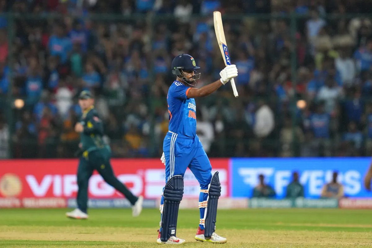 ShreyasIyer15's tweet photo. 🇮🇳❤️ https://t.co/bMKRjFhZlk