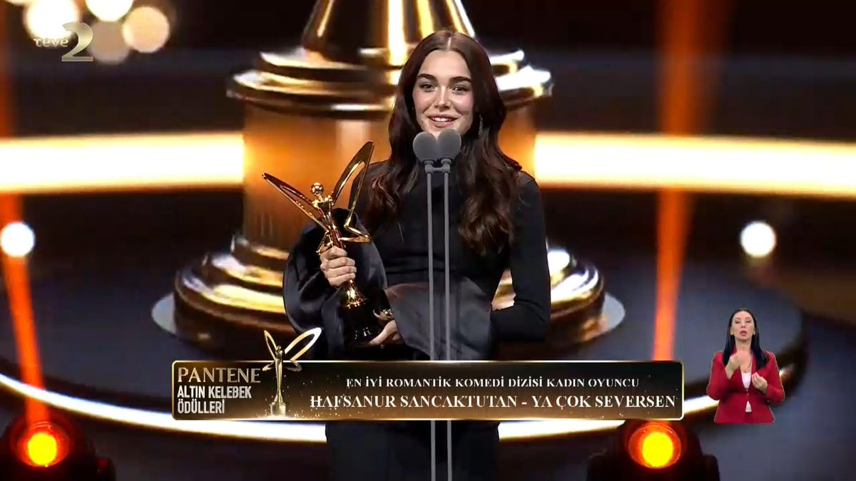 YULEIMARA's tweet photo. Mis Hafker ganaron lo logramos mis cielas somos el mejor Fandom de diziland gran trabajo en equipo lo logramos por ellos 😍🤗
#YaÇokSeversen
#KeremBürsin 
#HafsanurSancaktutan https://t.co/QqDw6PA1Qc