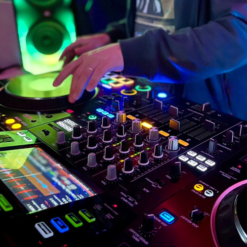 joy_dj's tweet photo. LIVE NOW ! https://t.co/pA0I0vRFAE
#techno #trance #hypertechno #hypertrance #hardtechno #hardtrance #rave #edm #bigroom #hardstyle #hardcore #house #drumnbass #edmtok #djtok #technotok #technomusic #ravetok #electro #dj #mix #twitchdj #festival #raw #mainstage #mainstream #fyp https://t.co/QRuChzyqAN