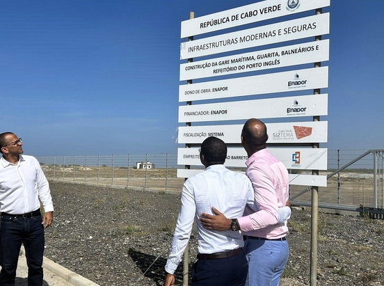 CABO VERDE
Gare Marítima do Porto Inglês: Assinatura do Auto de Consignação das Obras

arquivo.aplop.org/sartigo/index.…