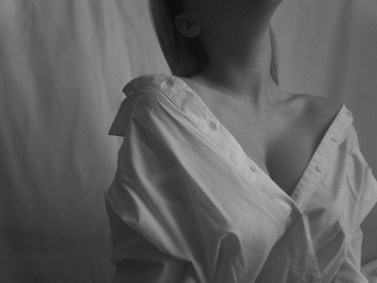 Sanvi6845148's tweet photo. Boys weakness]>>>🥵💦💦 #cleavage  #goodnitgh https://t.co/CTdQkQobO2