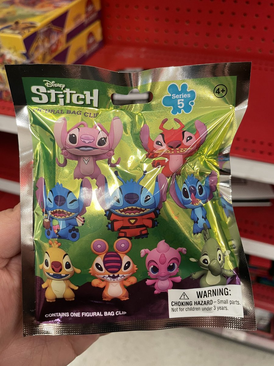 MajinE_Mimi's tweet image. Target runs 🎯☕️
Went looking for the Target Exclusive T-Rex Dinozord and struck out😵‍💫
BUT, I did find some other goodies!
Along with these Stitch Bag clips yall didn’t tell me about‼️‼️‼️
#FunkoFamily #Targetrun