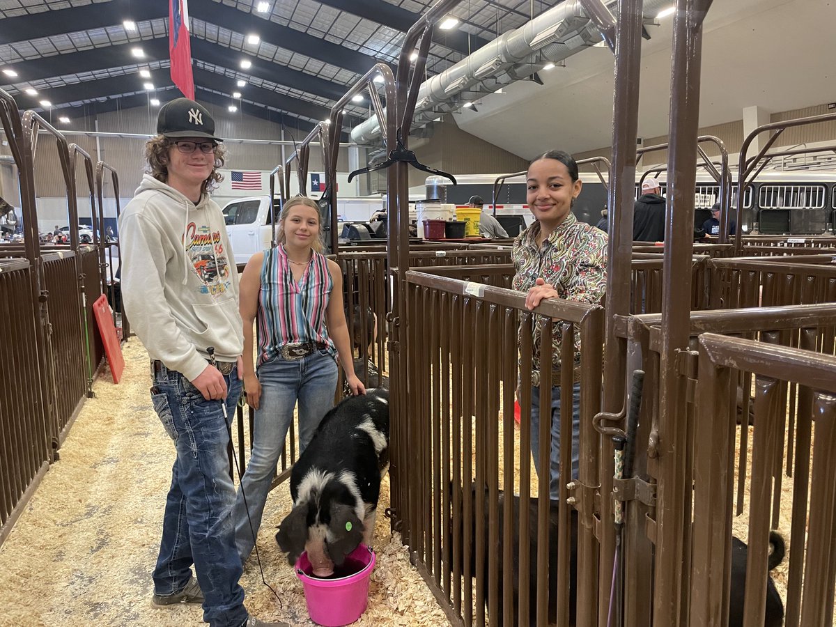 Dr. Stephanie Howard tweet media