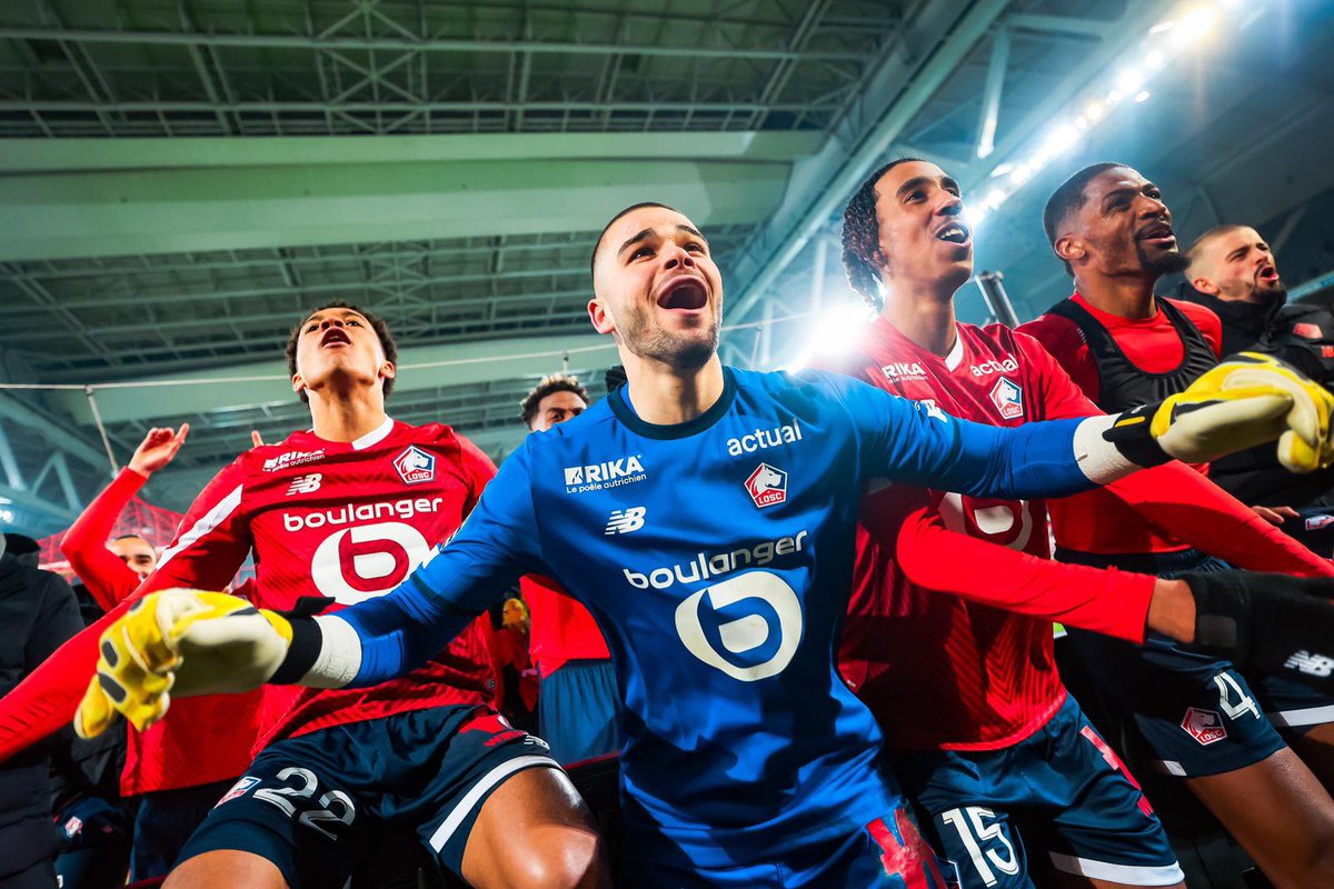 📸 Lucas Chevalier a été INFRANCHISSABLE lors de ce #LOSCFCM ! 😍 #LC30