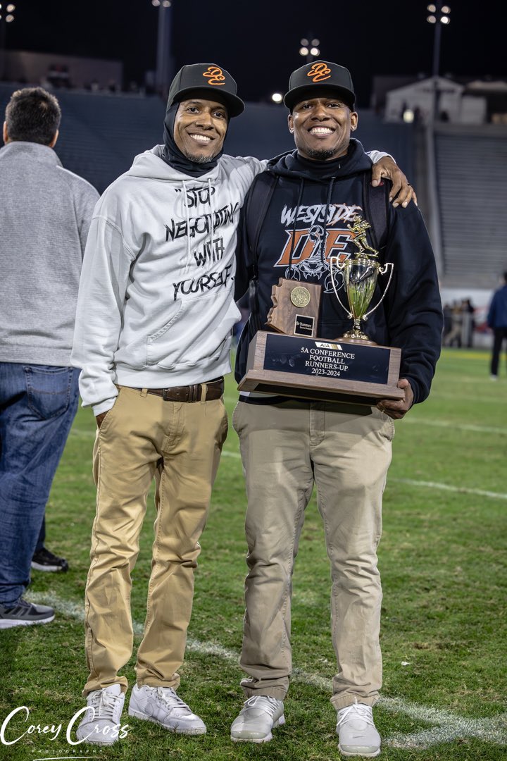 Let me tell you bout my Brotha though…

📸: <a href="/ccrossphotog/">Corey Cross</a> 

#WeAreDE #SNWY #WestsiDE 🦂🦂🦂