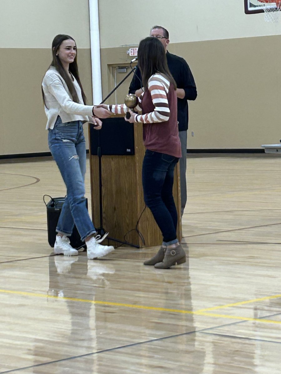 MadisonVolleyb1's tweet photo. Congrats @Audreyynelson for being named Class A Miss Volleyball! https://t.co/APZmhSybWK