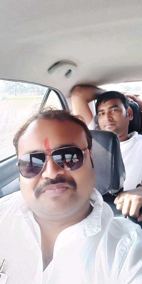 amitsinghbjpmp's tweet photo. @MPBJYM के पूर्व अध्यक्ष, युवाओं की आस प्रिय बड़े भैया आदरणीय श्री @abhilashBJPmp जी को जबलपुर उत्तर मध्य विधानसभा से प्रचण्ड मतों से विजयी होने पर आत्मीय बधाई एवं शुभकामनाएं।
#BJPKiVijayYatra #MPKeMannMeModi #MPElection2023 #फिरएकबारभाजपासरकार #abhilashpandey #BOSS @BJP4MP https://t.co/xyHQDT0NCS