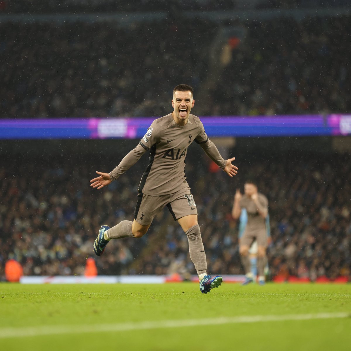 Footy_Disciples's tweet photo. Manchester City 3-3 Spurs

Absolutely Cracking Match 🍿👀

6 goal thriller. Spurs and a City share a point at the etihad. Controversy and lovely football. 

#EPL #MCITOTً #Grealish #LoCelso https://t.co/d9eyG7iYlb