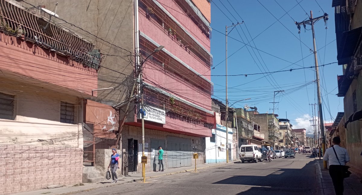Fcojavierbarrio's tweet photo. @benalarcon Poca participación, para nada ha servido el chantaje de los clap de monitorear y pedir quienes han votado. https://t.co/RSSNnbuzEX