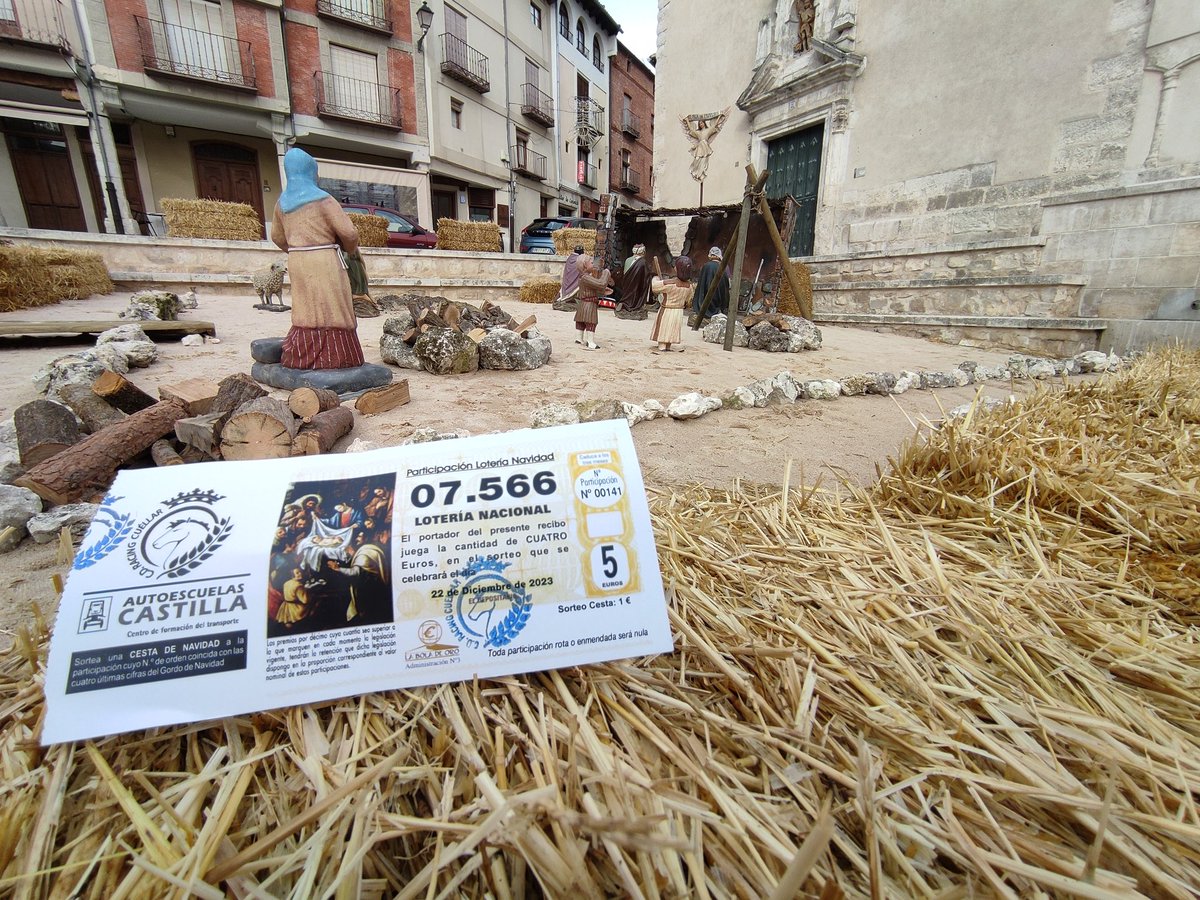 rcuellarfs's tweet photo. Llegan las #navidades2023 y dando su comienzo el esperado #sorteoloteria del 22/12.

No te quedes sin el número del Racing Cuéllar - Autoescuelas Castilla 

¡Y si cae aquí!

#ApoyaElComercioLocal 
#apoyamoscantera 
#soydelracingcuellar https://t.co/Dp74vkk3NB