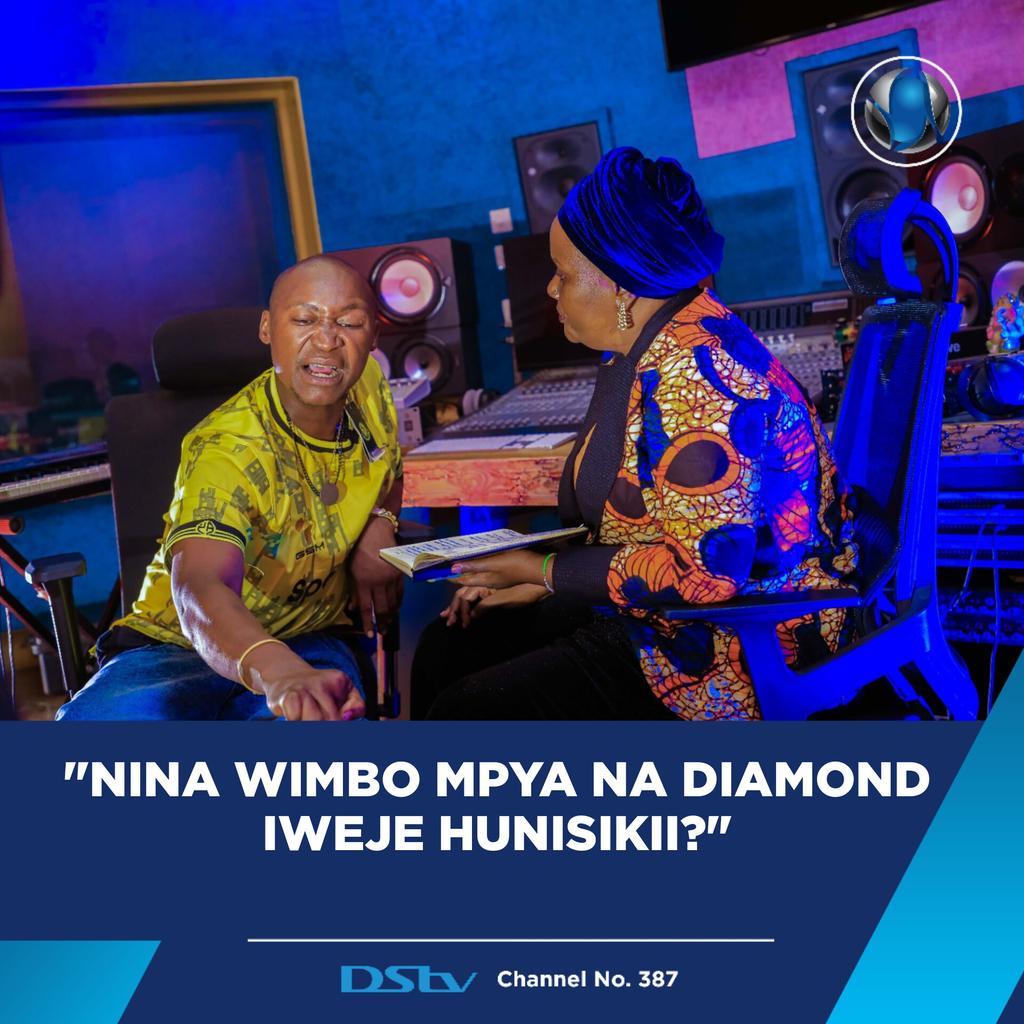 CloudsMediaLive's tweet photo. "Watu wengi nakutana nao wananiambia hatukusikii nawauliza mnanisikiliza? Mimi nina wimbo mpya na Diamond baba, iweje hunisikii? Super star wenu namba 1 nina wimbo nae halafu mnasema hamnisikii?

Nilikuwa juzi Morogoro, Tanga wananiambia Chid rudi kwenye game nawaambia chukua simu yako download nyimbo yangu na Diamond ishi nao" - Msanii wa Bongo Fleva Chid Benz

Cc; @babbiekabae
Unaweza kufuatilia #Shajara kupitia YouTube channel yetu ya Clouds Media 

#LiveOnShajara