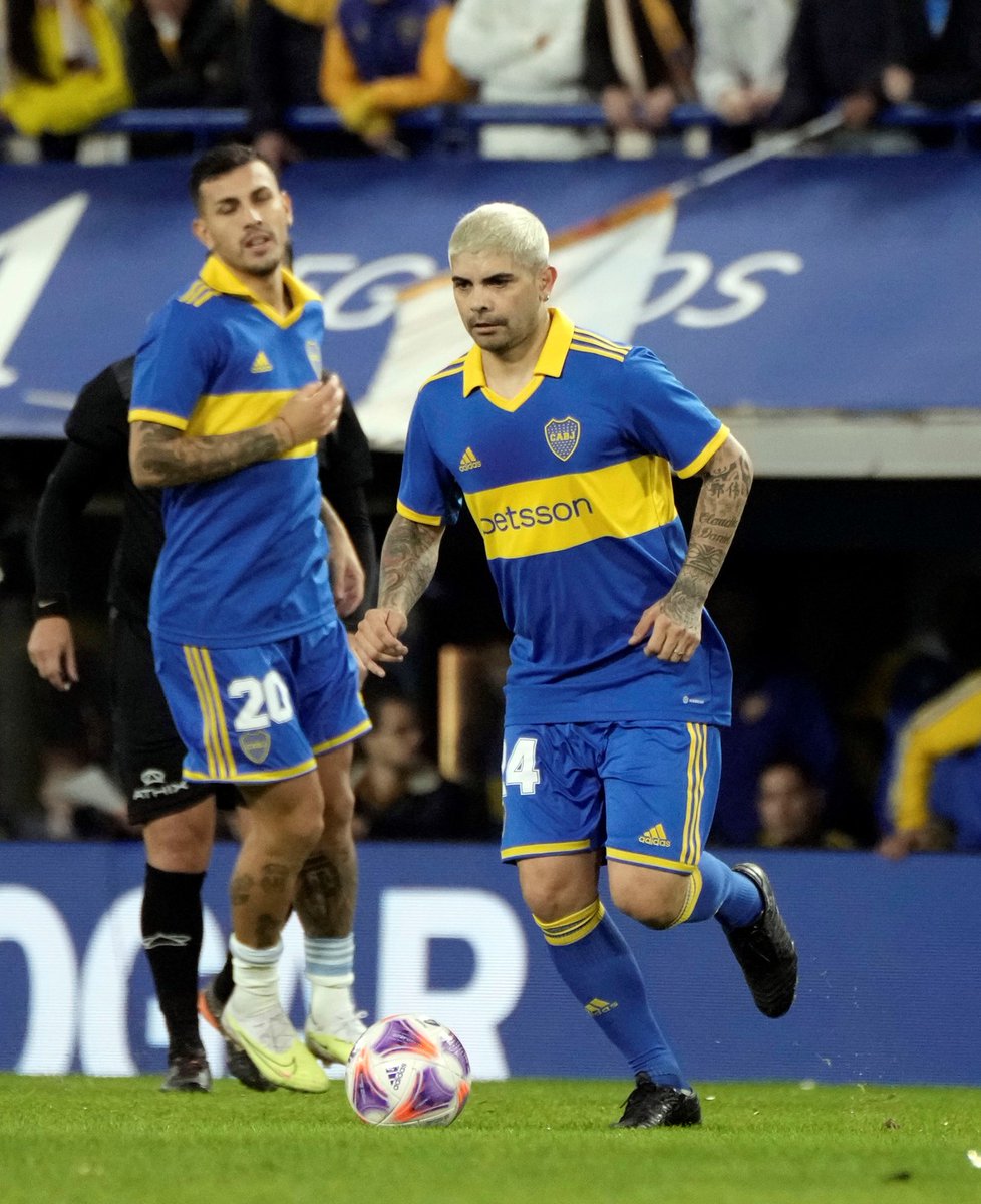 ¿Vuelve a Boca? El sugestivo mensaje de Éver Banega Éver Banega se volvió a poner la camiseta de Boca en La Bombonera en la despedida de Juan Román Riquelme.