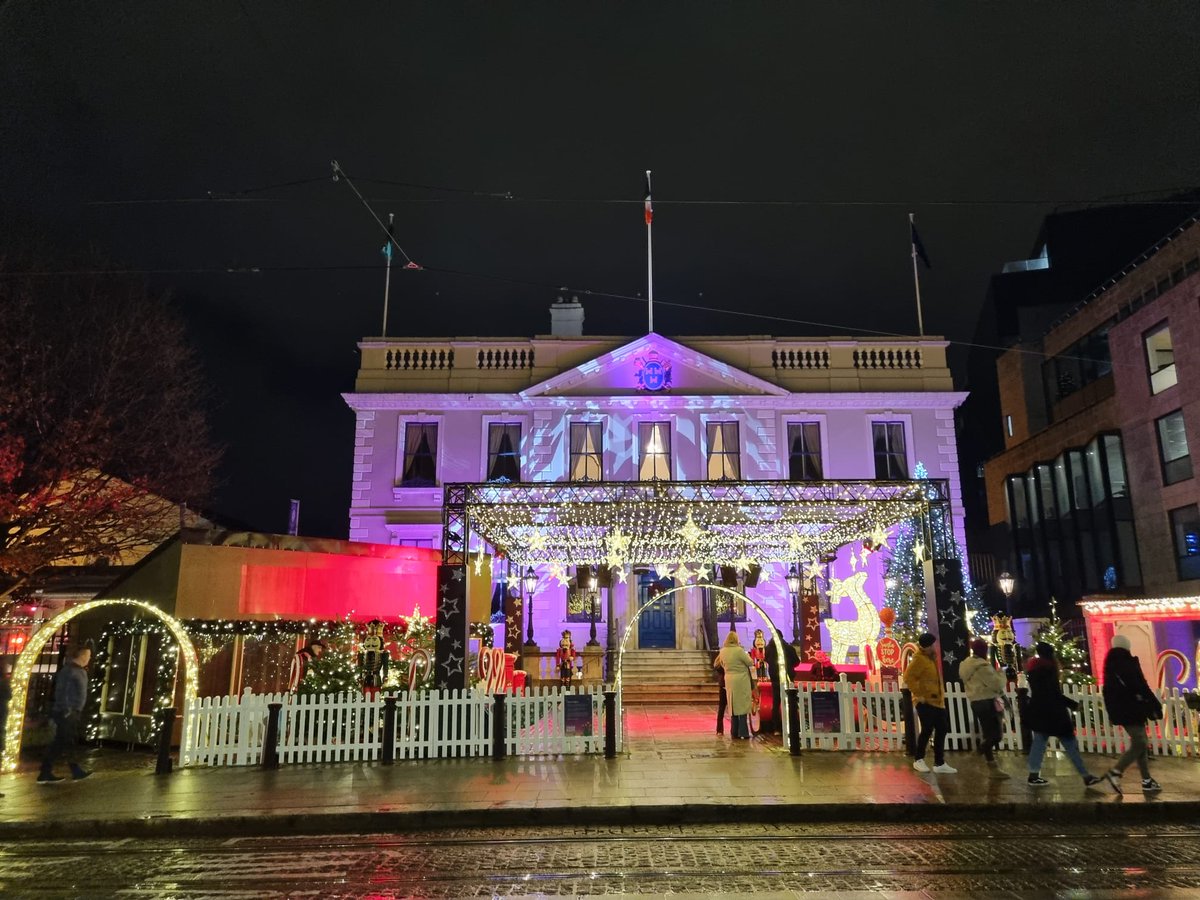 Today the Mansion House is lit up in purple in support of International Day for Persons with Disabilities #purplelights23 #IDPWD2023