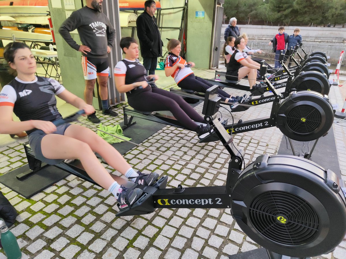 Después de 3 jornadas, hemos finalizado en primera posición 🏆 en el 3er circuito Open de Remo Indoor organizado por la Federación Española 🇪🇸, tanto en categoría masculina como en femenina🚣

Un gran trabajo de equipo de todos los deportistas del club. Muchas gracias a todos 👏