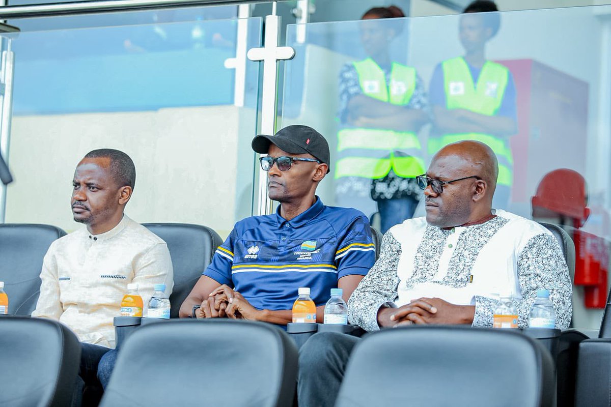 rigogaruth's tweet image. #NationalTalentDay2023

Kuri iki Cyumweru  Stade Huye hasorejwe imikino yo kugaragaza impano z&apos;abakiri bato muri gahunda ya #IsongaProgram, yabaga kunshuro ya mbere.

Kugeza ubu abana  599 (Abahungu 347 ndetse n&apos;abakobwa 252) babarizwa mu marerero 30 ,mu mashuri 17 aherereye mu…