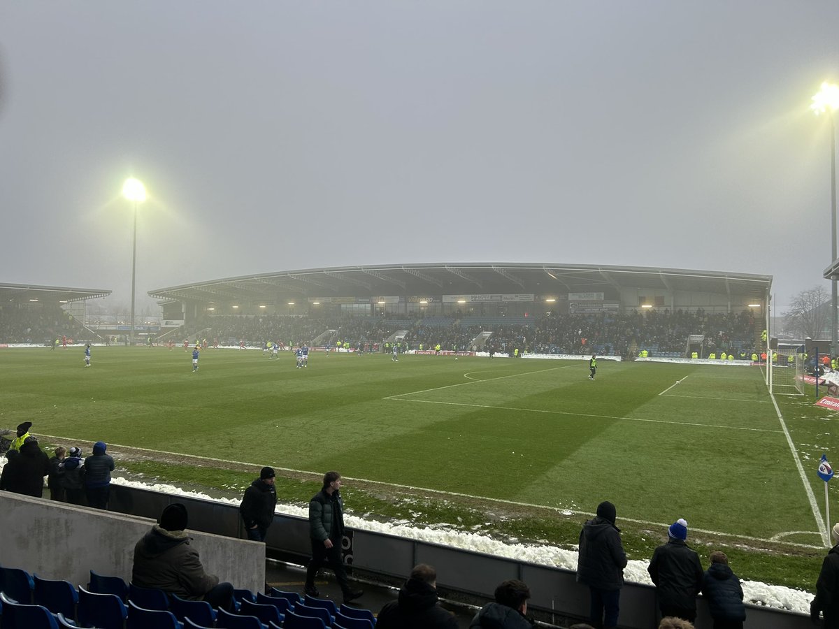 RPGilb's tweet image. 14th @EmiratesFACup tie of the season and once again @ChesterfieldFC beat league opposition 1-0 at home to progress into the #thirdround @leytonorientfc were the victims on a foggy, snowy day in #Derbyshire @MyRoadToWembley #roundhopping #groundhopping #YouBlues #footballmatch