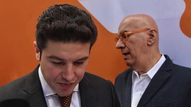 anapatam_mx's tweet photo. MC demostró ser una horda de políticos antagónicos, egocéntricos, egoístas, que solamente ven por su beneficio personal.
Que crean enemigos y no saben tender puentes. 
La naturaleza política de Samuel García siempre ha sido el antagonismo y el litigio, desde que era diputado local, la negociación nunca ha estado en su playbook.