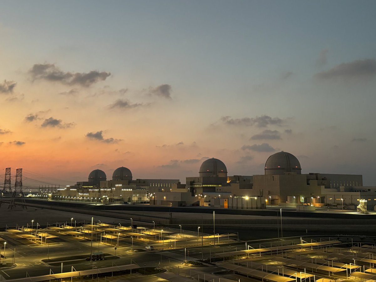 RobertoTrey3's tweet image. Visited Barakah Nuclear Power Plant today, and I'm in awe! It's incredible how this plant generates 75% of clean electricity in UAE, preventing a staggering 22.4 million tons of CO2 emissions. A shining example of sustainable energy for a greener future. 
 #COP28 #NuclearEnergy