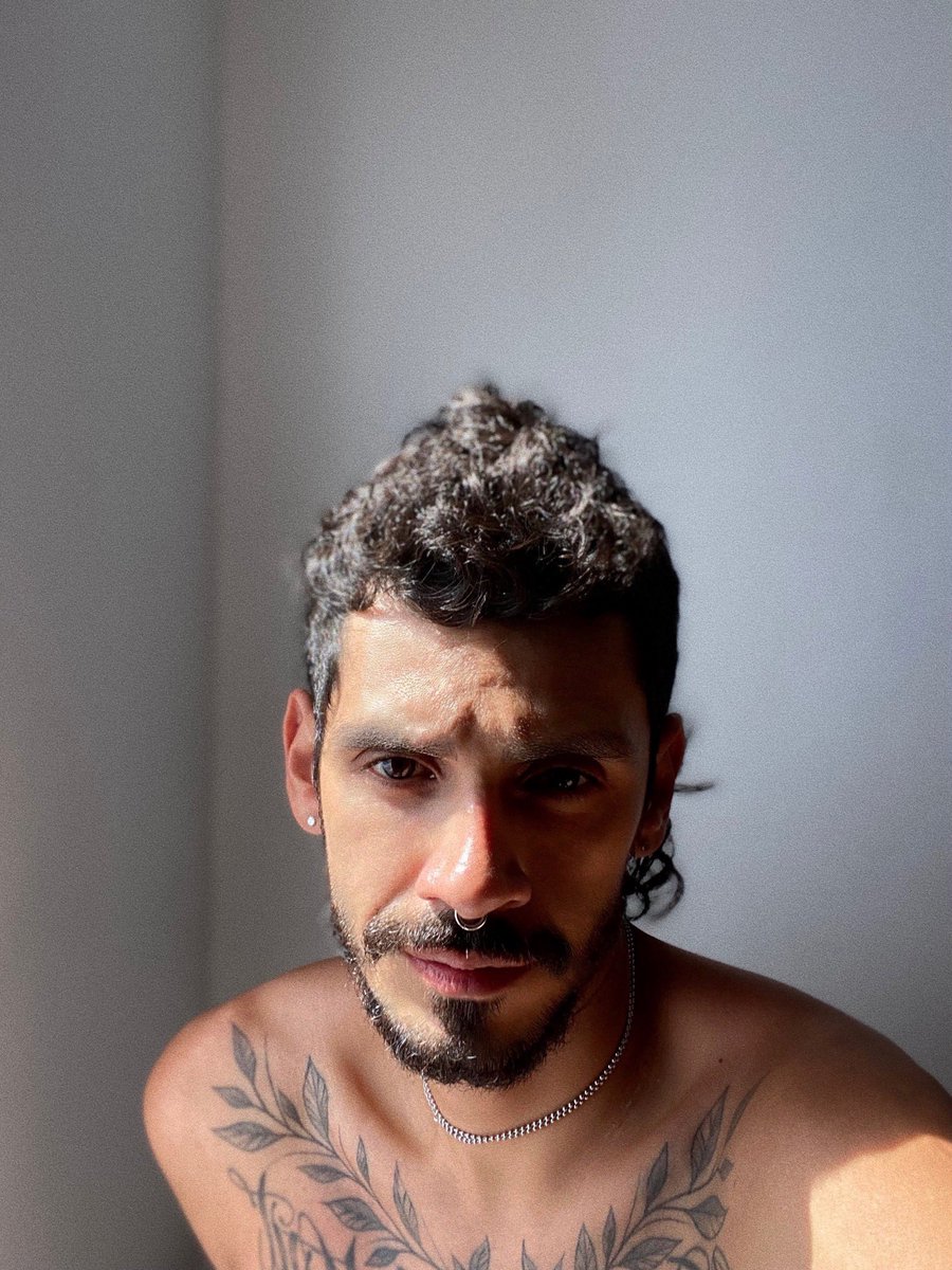 GoaArturo's tweet photo. No one ever saw me cry.. Until I left your dept the other night, Do you remember all the things that you said to me?
.
That came out of your mouth automatically
.
But I'm so used to sayin' "I'm fine" (Yeah) โจ
.
.
.
#goa #elchicodelcuervo #breakitoff #pinkpantheress #rude https://t.co/F65eDkyxnt