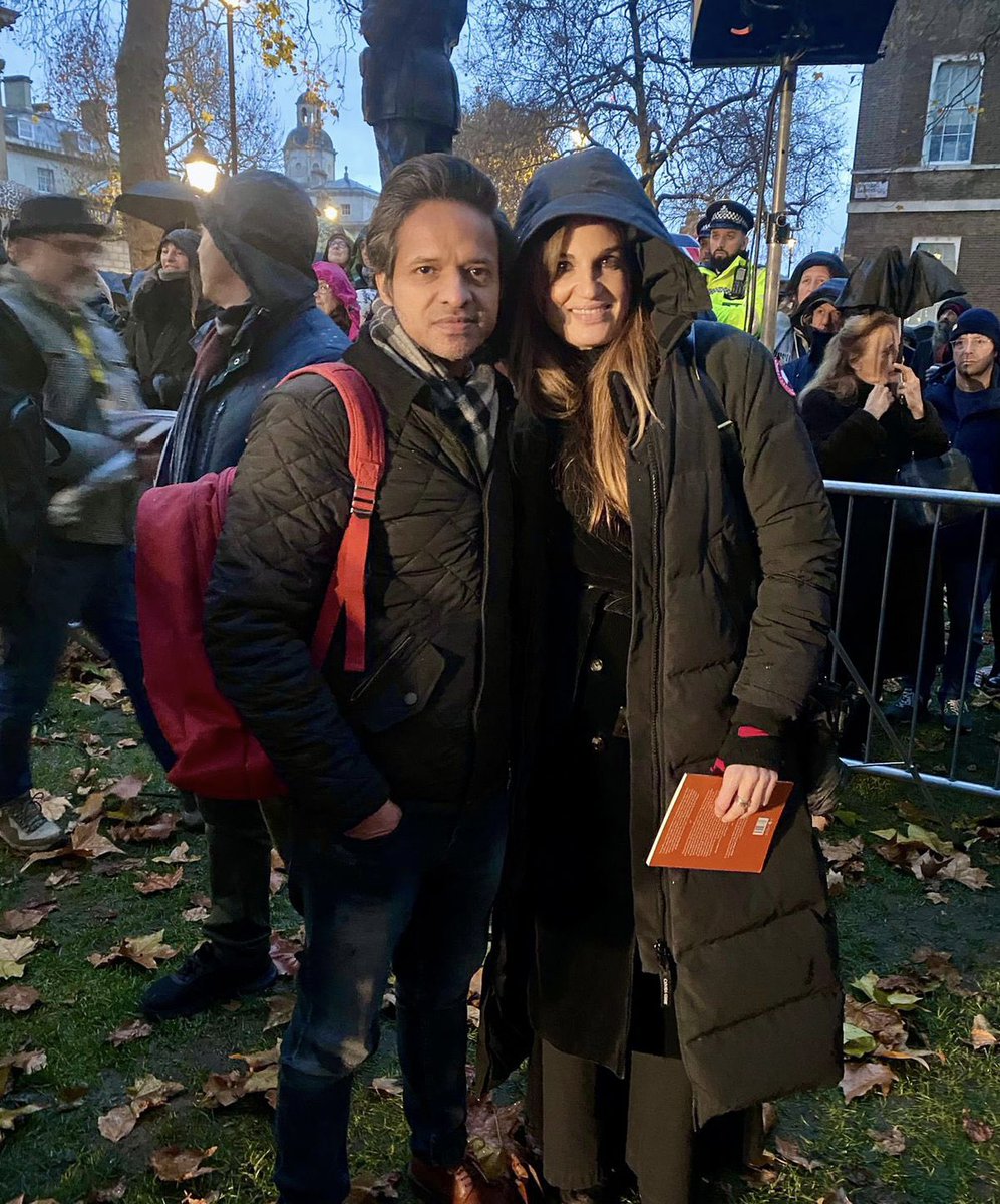It was great to meet @Jemima_Khan and so many amazing people who came out to attend the #Together4Humanity vigil this afternoon. Thank you @Together4H for bringing people together for peace!