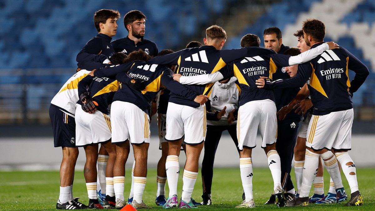 1️⃣ ¡Rueda el balón!
▶️ #RMCastilla 🆚 <a href="/SanFernando_CD/">San Fernando CD</a>
#LaFábrica