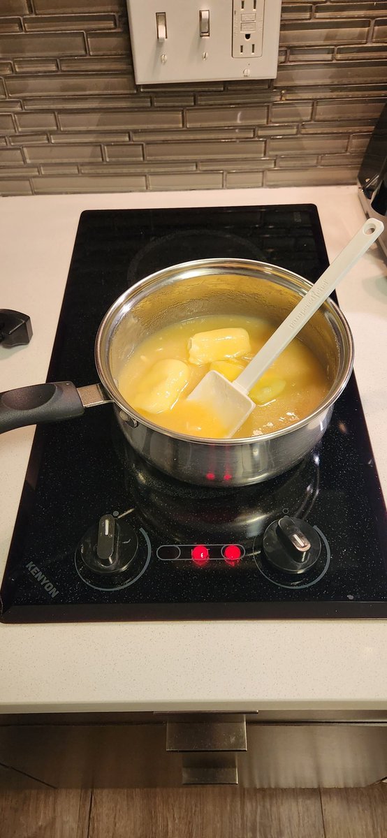 McFaddenAP_Calc's tweet photo. When your daughter has a 4-day swim meet during the Christmas season and you give fudge as gifts......

You find an @TownePlace hotel by @MarriottBonvoy nearby and pack your ingredients.

Here's to a comfortable room and effective use of downtime!

#swimmom https://t.co/p0q4oZrbky
