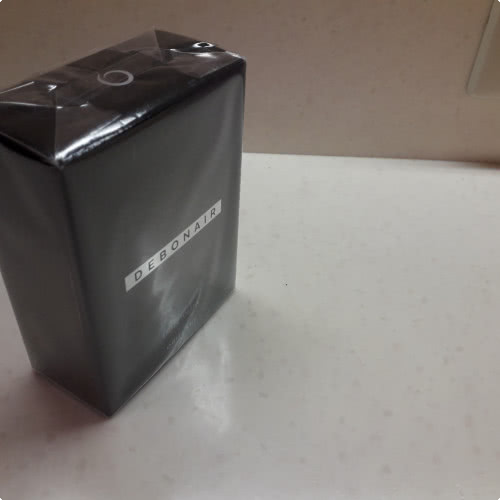 Weird angle, but ya boy is no photographer, that's for damn sure. Thanks to JT for the #DEBONAIRscent! Loving it and I'm so proud of you, man. You are killing the game on every level. #BalladOfVaughnPelling is another one for the books. The word of the day is... RANGE.