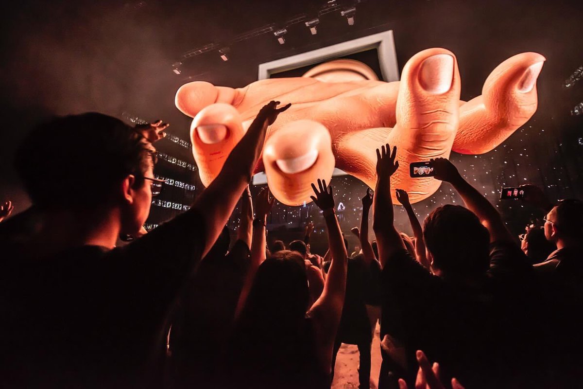 weareedm__'s tweet photo. De otro mundo el show de @ericprydz 🤯
Así se vivió #HOLOTour en Ciudad de México 🇲🇽
(📸: César Vicuña / @ocesa_total) https://t.co/2x5zBNngjo