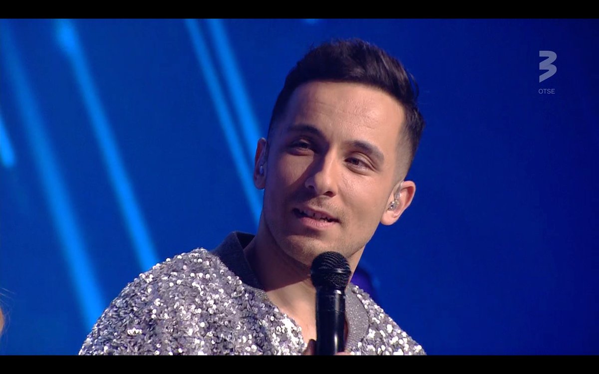 EstonBey's tweet photo. Türkiye'de Popstar ismiyle bildiğimiz yarışmanın Estonya versiyonu "Eesti otsib superstaari" finalinde bir Türk yarışıyor.

Şu an TV3'te canlı yayınlanan finalde Ant Nurhan ve diğer iki finalist bu sezonun kazananı olmak için performanslarını sergiliyorlar.

Başarılar Ant 🤞 https://t.co/q4KZXNnntL