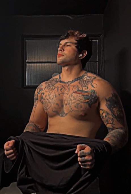 190lb&mdash;> 260lbs https://t.co/j2q9MHuioh