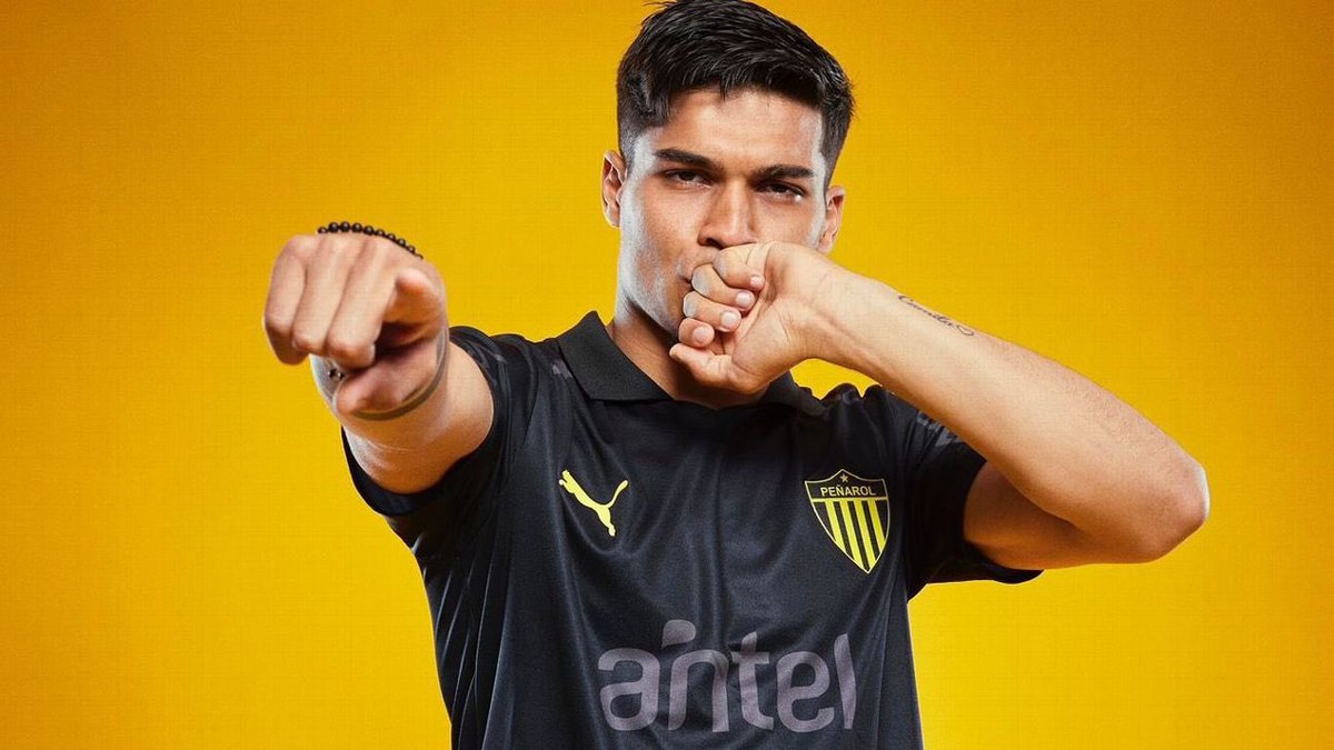 ‼️𝐒𝐨𝐫𝐭𝐞𝐨‼️

Llegamos a la final de este campeonato con un sorteo de lujo! 

🎉 Participá para ganar una camiseta de <a href="/OficialCAP/">PEÑAROL</a> aniversario 132 años de gloria. 

Solo dejen like ❤️ y retweet 🔄. 

Suscríbanse al canal 👇
youtube.com/@penarolsinfil…

El ganador será anunciado