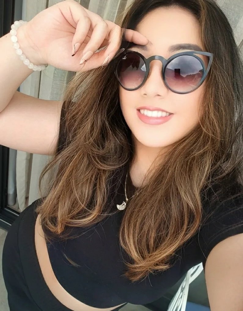 Emii 🌸 tweet media