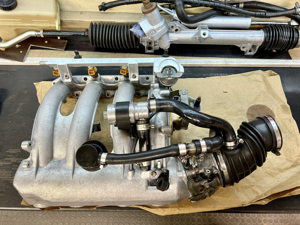 405_Mi16's tweet photo. After cleaning the front calipers I’ve given them a quick paint and fitted the EBC Yellowstuff pads and re-assembled the calipers. I’ve rebuilt the inlet manifold ready to go back on the engine #Mi16 https://t.co/fBxLf7f0LI