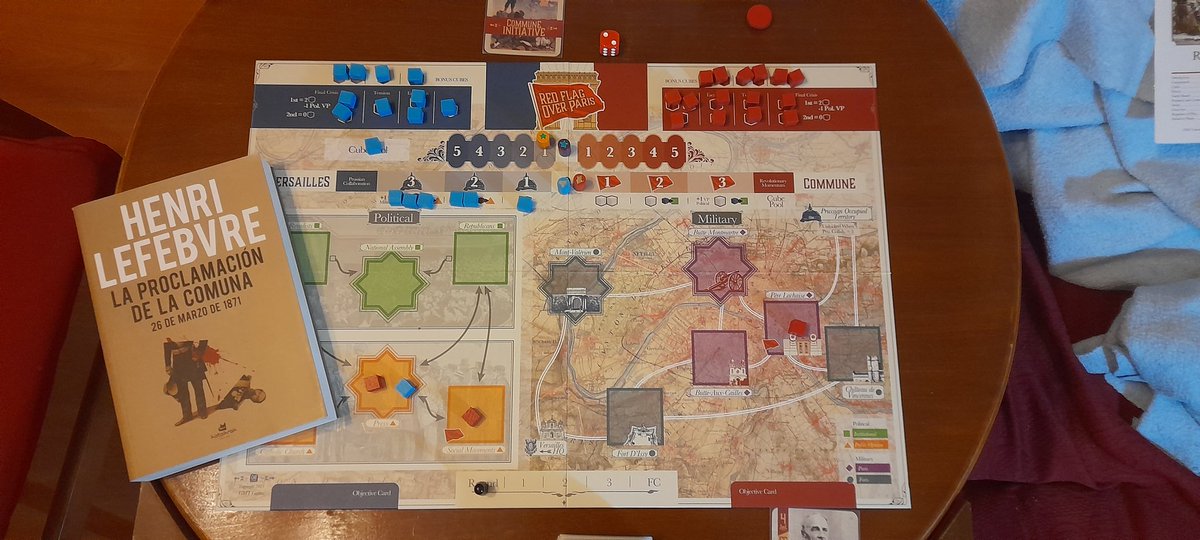 TaiKuken's tweet photo. Domingo de manta, café y juegos junto a @silegzg. Esta vez toca #RedFlagOverParis de @fredserval . Probando la versión Censorship.

La Commune éclate et remet en cause le régime bourgeois. Les rues de Paris s'embrasent et la guerre s'installe dans la ville et dans la politique. https://t.co/lDXv4c14zf