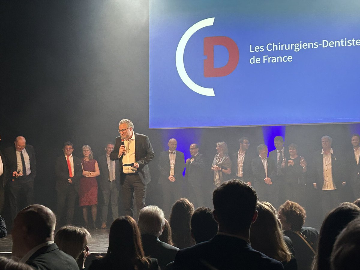 LGatouillat's tweet image. #ADF2023
Visite de l’expo, CDF Night, animation du stand des CDF…
Retrouver des copains, renseigner des confrères, échanger, partager…

À l’année prochaine !
