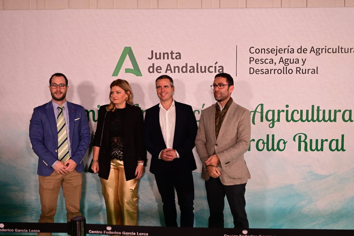 XVII Premios de Andalucía de Agricultura, Pesca y Agua que concede la Consejería de Agricultura, Pesca, Agua y Desarrollo Rural que reconocen el importante papel que han desempañado durante el pasado año los profesionales y empresas en el ámbito agrario, pesquero e hídrico.