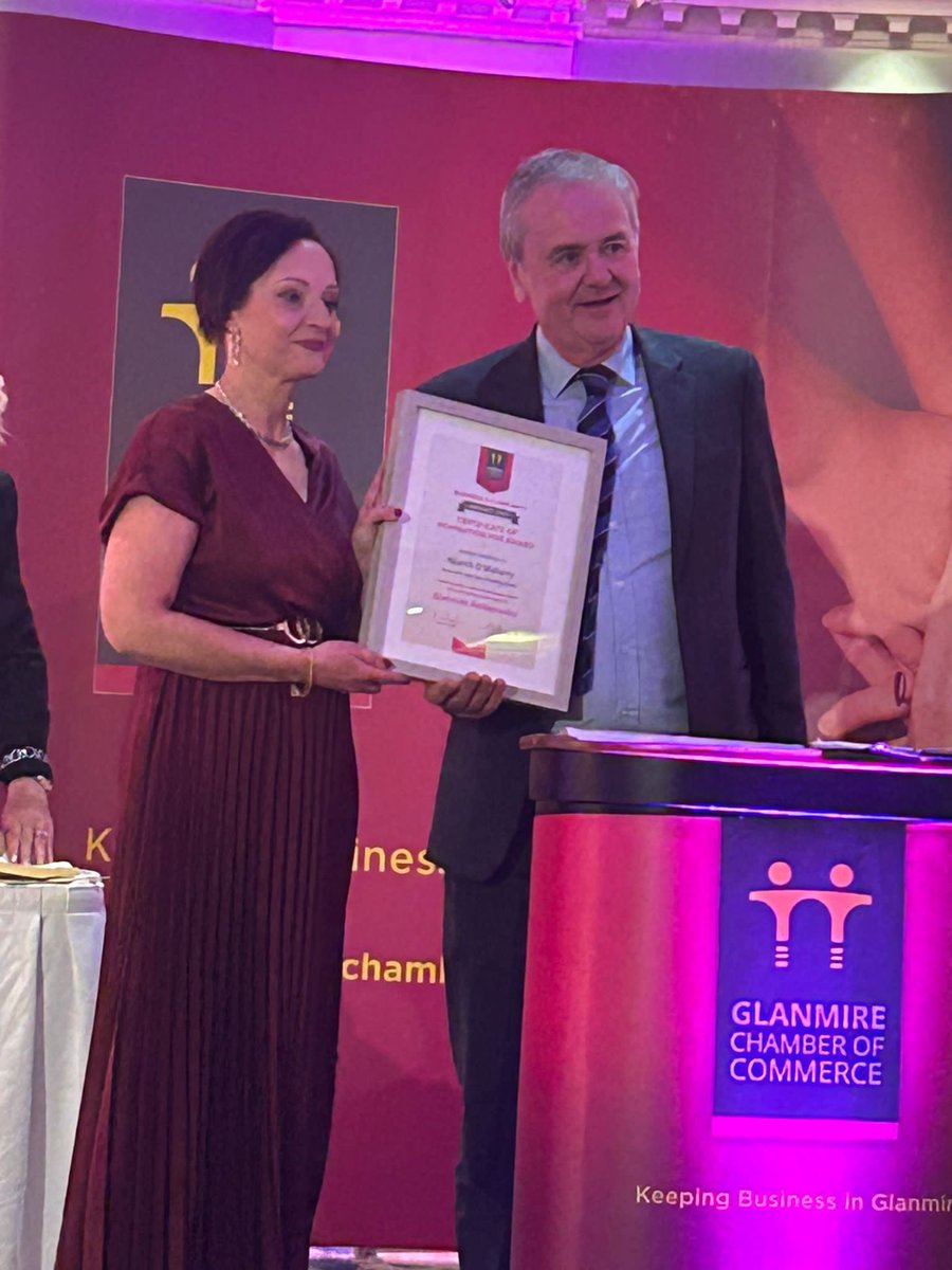 corkie13150's tweet photo. Honoured to be presented with the @glanmirechamber Glanmire Ambassador award. Such a lovely night celebrated with friends 🥰 So proud that our Glanmire &amp; Sarsfields Healthy Clubs team has had a positive impact on the wellbeing of our clubs &amp; our community 💪
#LotsDoneMoreToDo ☺️ https://t.co/ILF35zCYAU