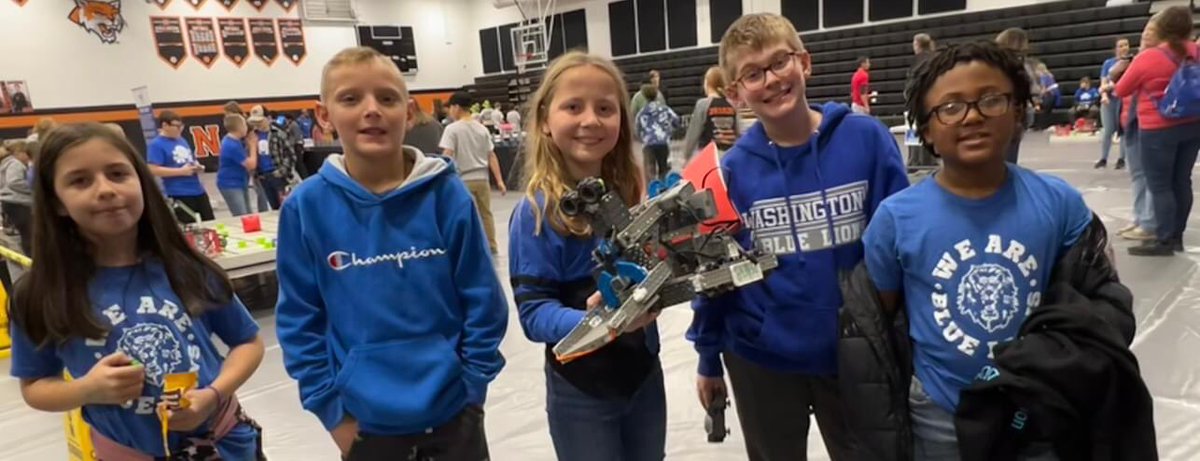 <a href="/WCHCS_BelleAire/">Belle Aire Intermediate</a> competitive robotics teams travelled to North Union Local Schools in Northern Ohio to compete in the <a href="/VEXRobotics/">VEX Robotics</a> Tournament yesterday! 
Way to go BLUE!