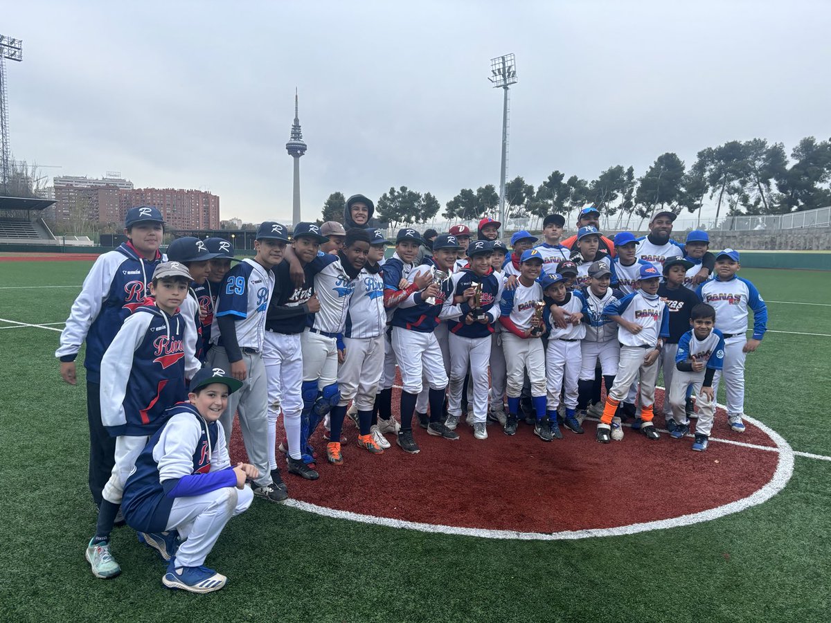 Gran victoria de nuestros jugadores sub13 de beisbol contra Panas de Venezuela en la copa de otoño 2023. Grandes!!