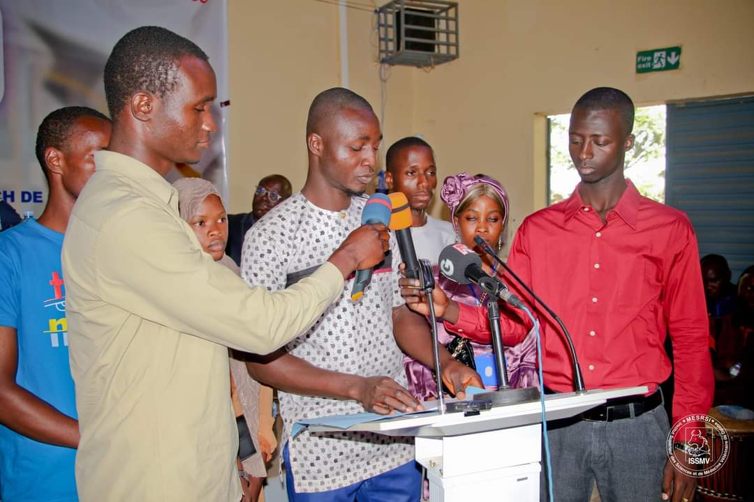 L'ISSMV accueille les étudiants de la 1ère année 2023-2024 ce samedi 02 décembre 2023.

#Guinee #etudiantguineen <a href="/IssmvD/">ISSMV - DALABA</a>